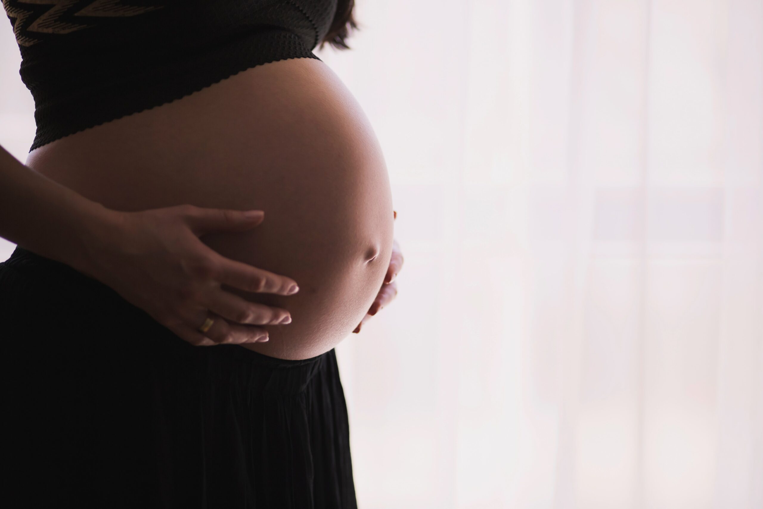 Babybauch brauntöne